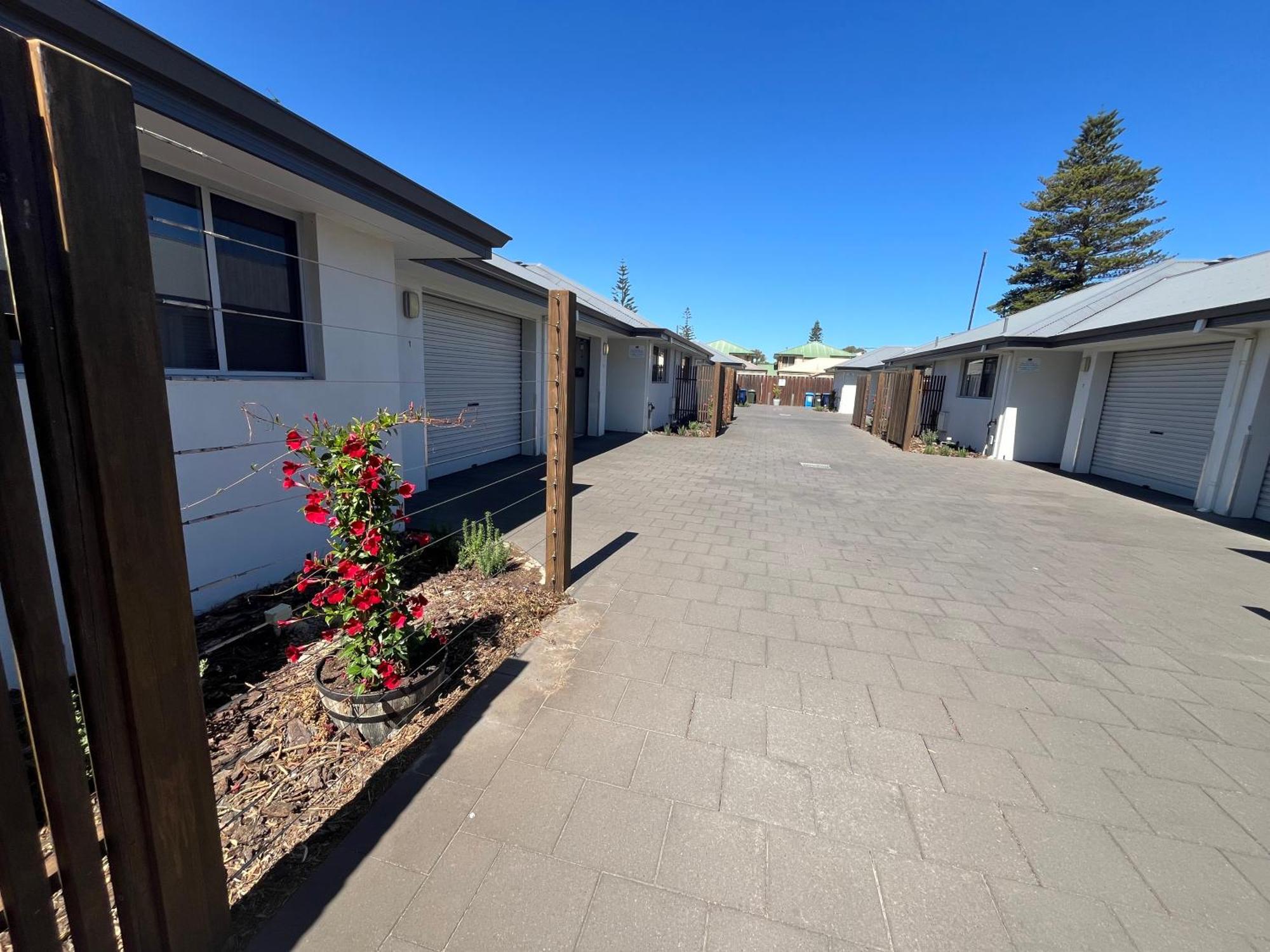 Clearwater Motel Apartments Esperance Exteriör bild
