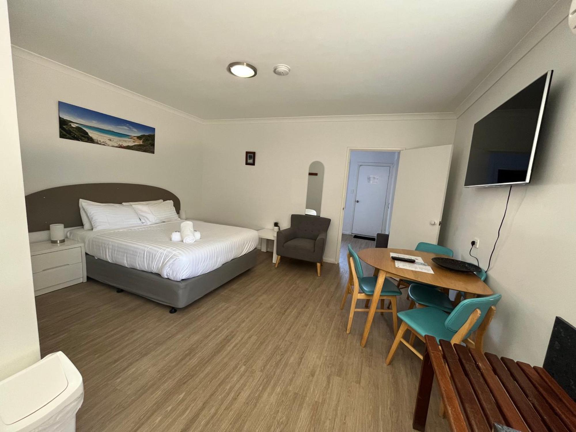 Clearwater Motel Apartments Esperance Exteriör bild